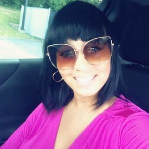 Meet your Posher, Tania